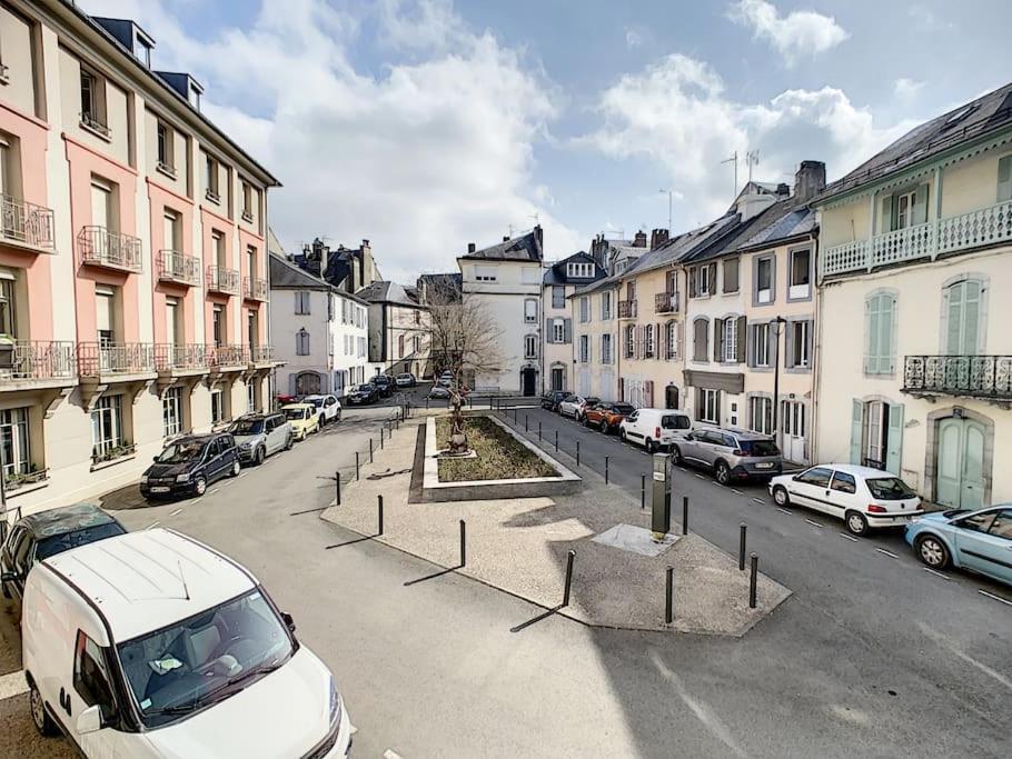 Appartement L'Abbat-Jour Le Beryl • Plein Sud • Thermes à Bagnères-de-Bigorre Extérieur photo